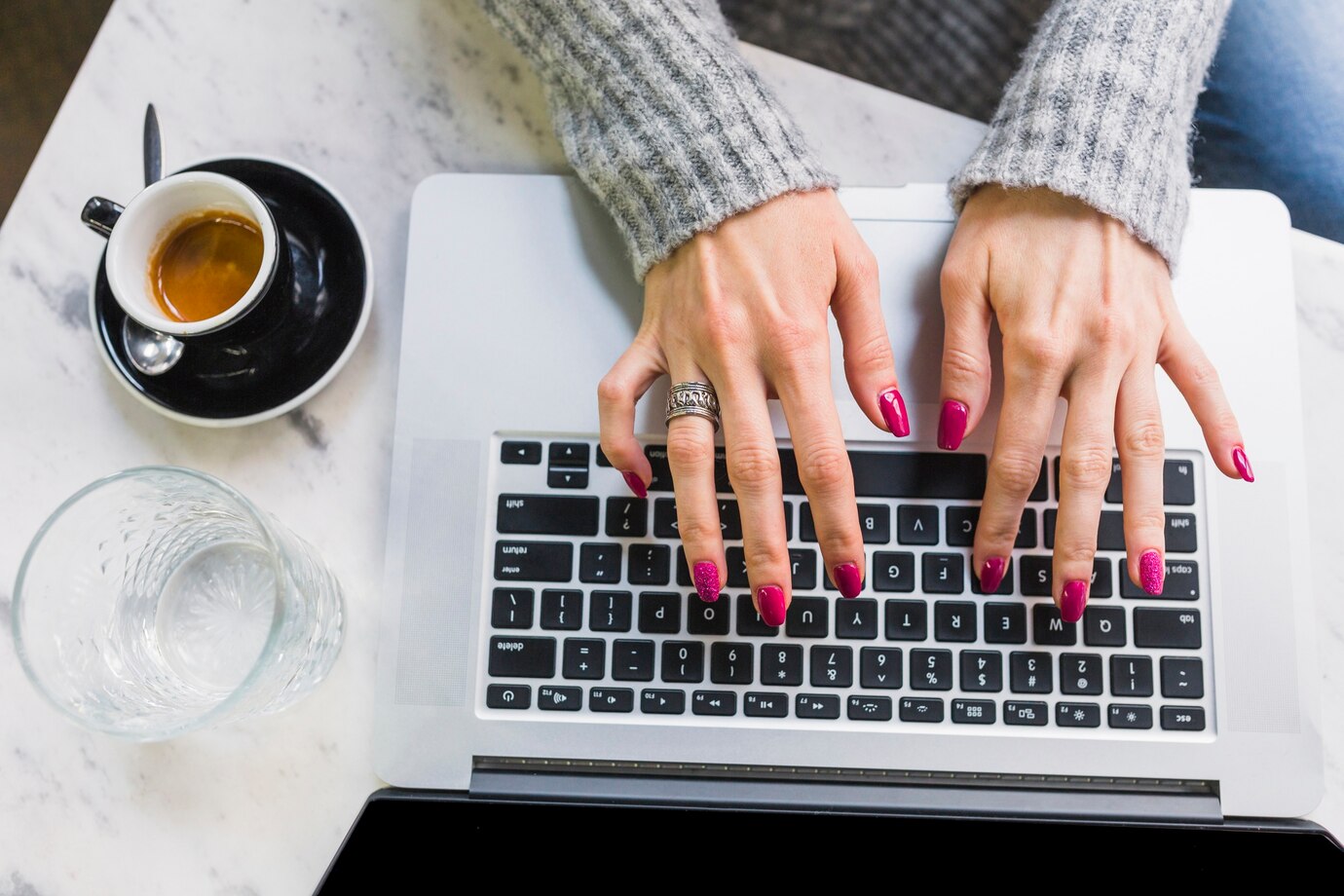 Kendi web sitemi nasıl oluşturabilirim? (WordPress, Wix, Hosting ve Domain Adımları)